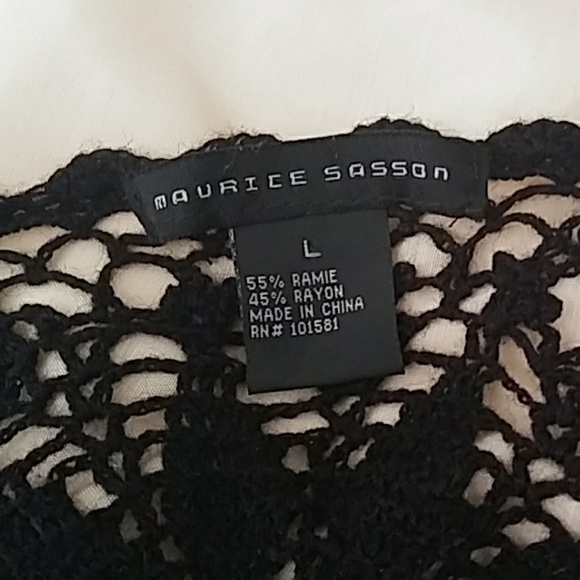 Crocheted top NWOT - Picture 4 of 8